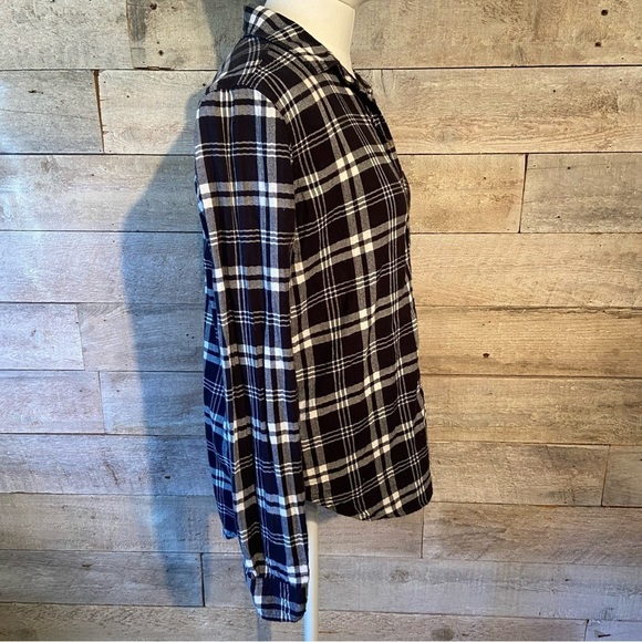 American Eagle  women’s plaid boyfriend fit button up shirt in‎ size x-small - Picture 4 of 6